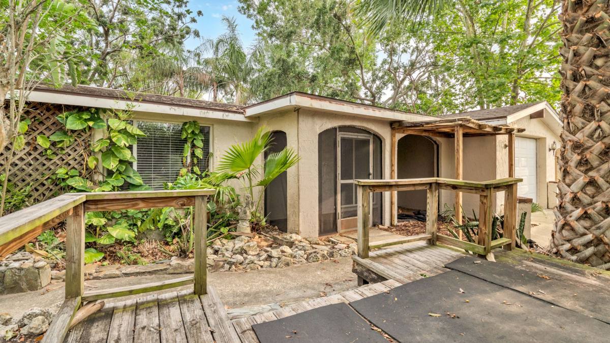 House for rent at 7634 Fox Hollow Dr, Port Richey, FL 34668