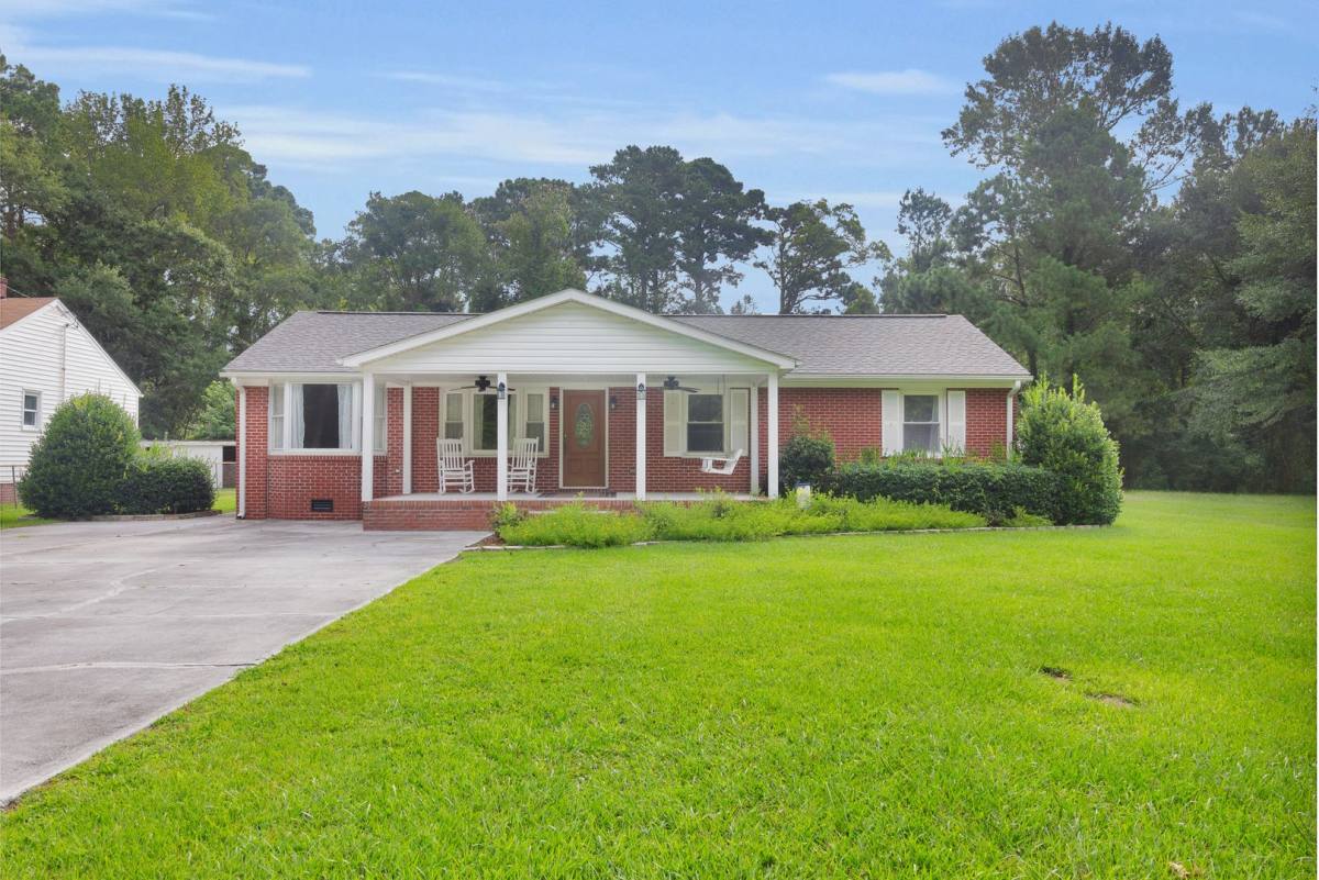 House for rent at 120 Bernhurst Rd, New Bern, NC 28560