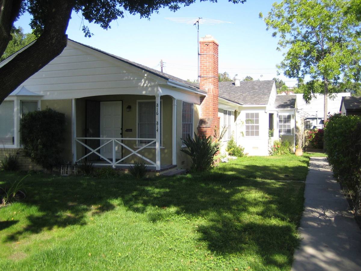 Apartment for rent at 814 -816 N Adams St, Glendale, CA 91206