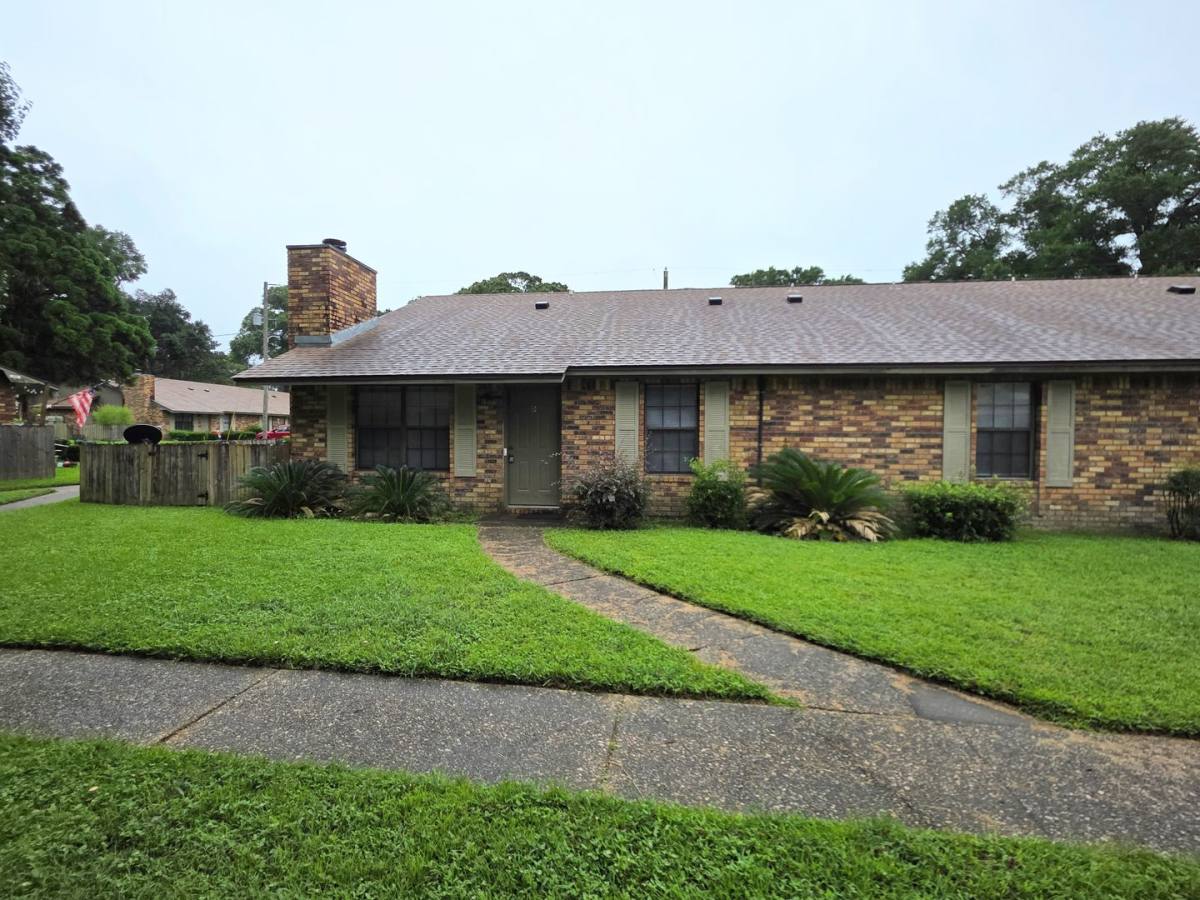 Apartment for rent at 1440 N 61st Ave, Pensacola, FL 32506