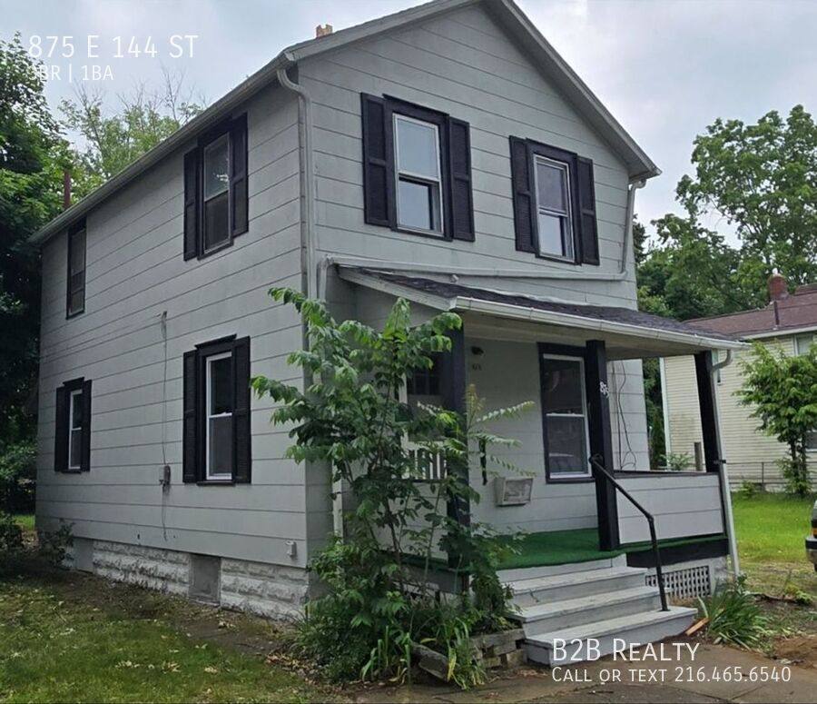 Apartment for rent at 875 E 144 St, Cleveland, OH 44110