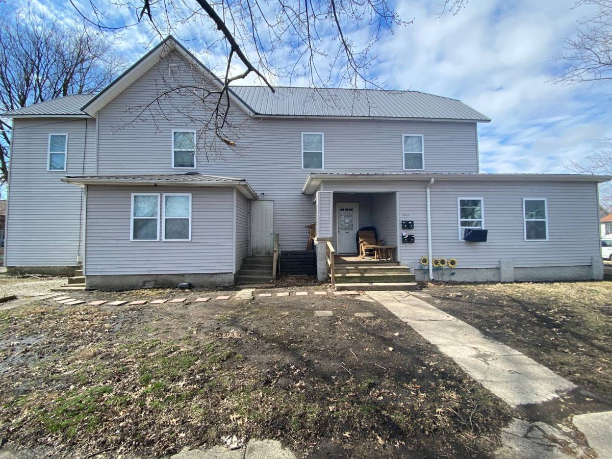 Apartment for rent at 119 N 22nd, Mattoon, IL 61938