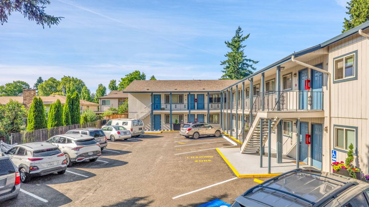 Apartment for rent at 3933 SE Francis, Portland, OR 97202