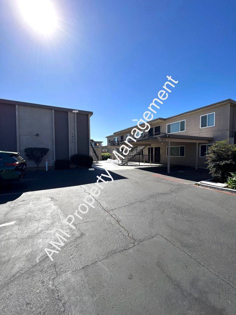 Apartment for rent at 1433 Hemlock Ave, Imperial Beach, CA 91932