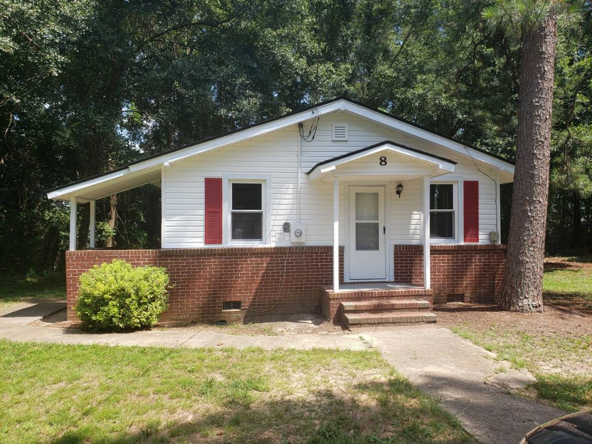 Apartment for rent at 4 Country Squire Court, Sumter, SC 29154