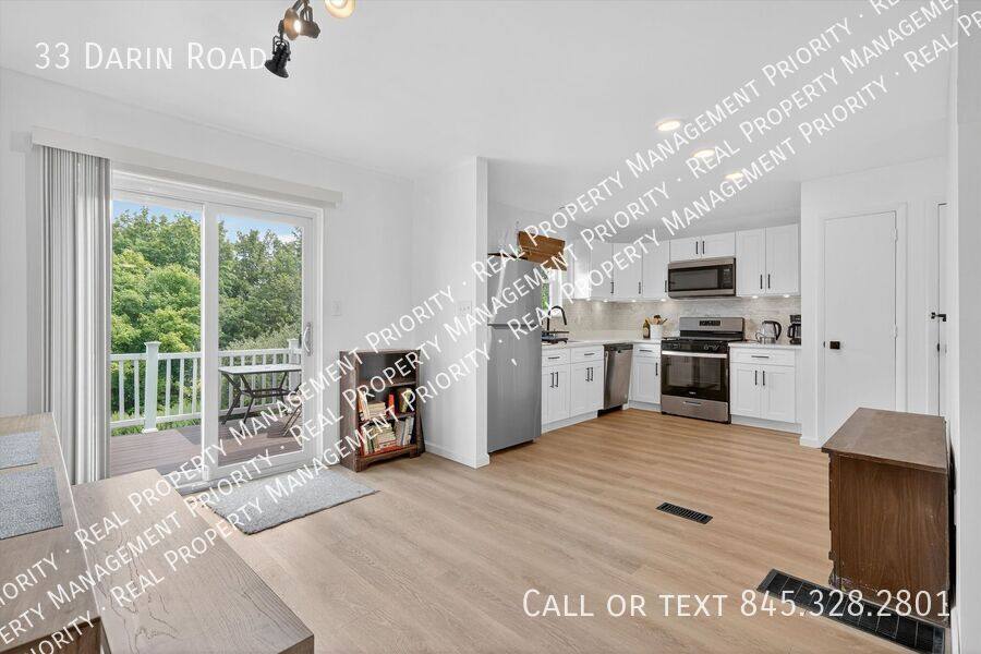 House for rent at 33 Darin Rd, Warwick, NY 10990