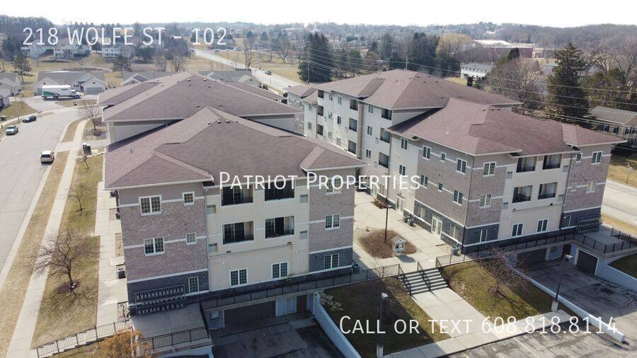 Apartment for rent at 218 Wolfe St #102, Oregon, WI 53575