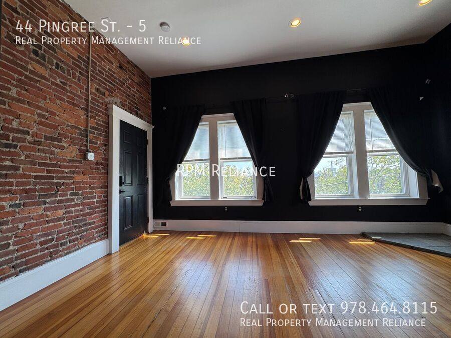 Apartment for rent at 44 Pingree St #5, Salem, MA 01970