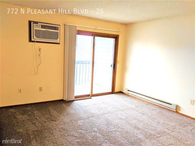 Apartment for rent at 772 N Pleasant Hill Blvd #25, Pleasant Hill, IA 50327