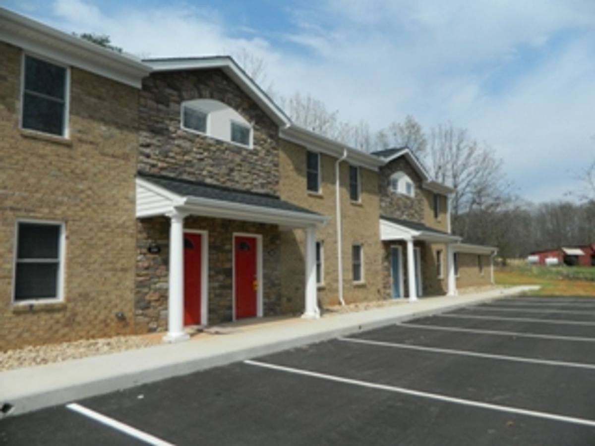 Townhouse for rent at 216-246 Patricia Anne Lane, Appomattox, VA 24522