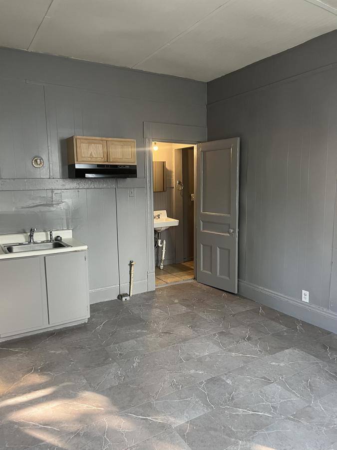 Apartment for rent at 1300 Lodi St #1, Syracuse, NY 13203
