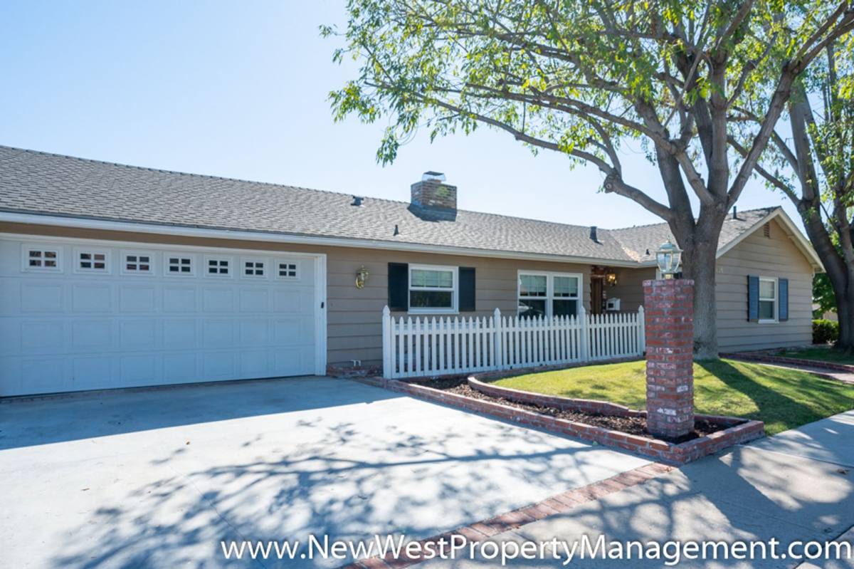 House for rent at 9105 Sinjon Circle, La Mesa, CA 91942