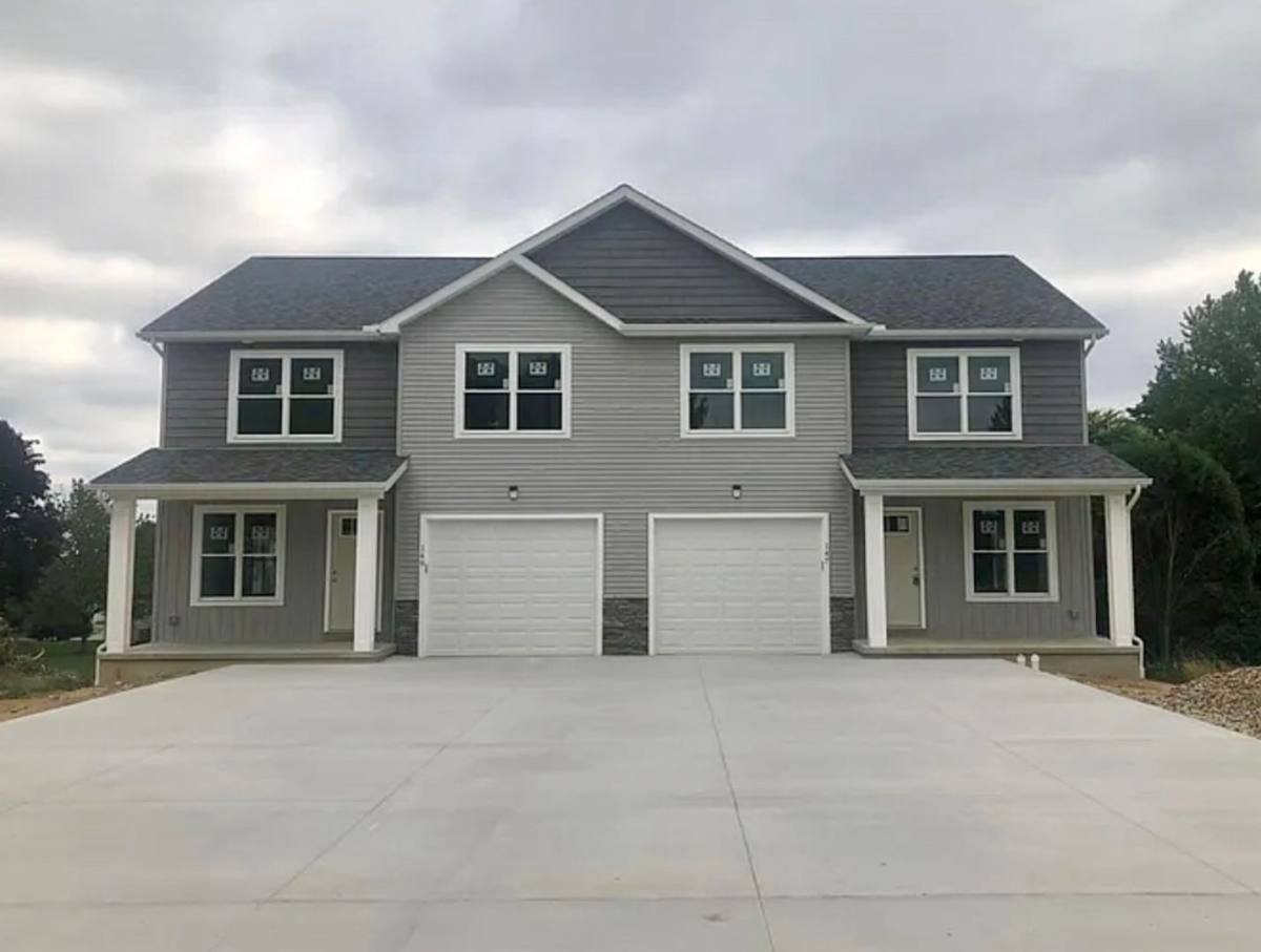 Apartment for rent at 149 Southpark Dr, Wadsworth, OH 44281
