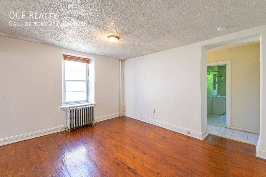 Apartment for rent at 3719-21 Calumet St #2, Philadelphia, PA 19129