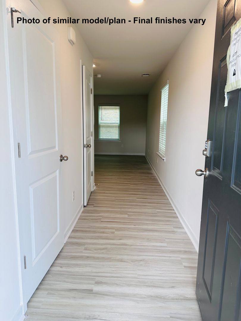 House for rent at 1053 20th Ave Loop SE, Hickory, NC 28602