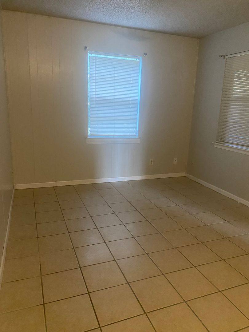 Apartment for rent at 1200-1202 N College St, Killeen, TX 76541