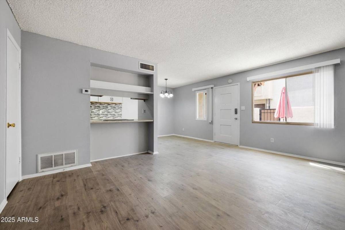 Condo for rent at 8061 E Glenrosa Ave, Scottsdale, AZ 85251