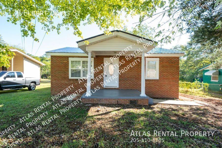 House for rent at 129 Elbert Davis St, Talladega, AL 35160