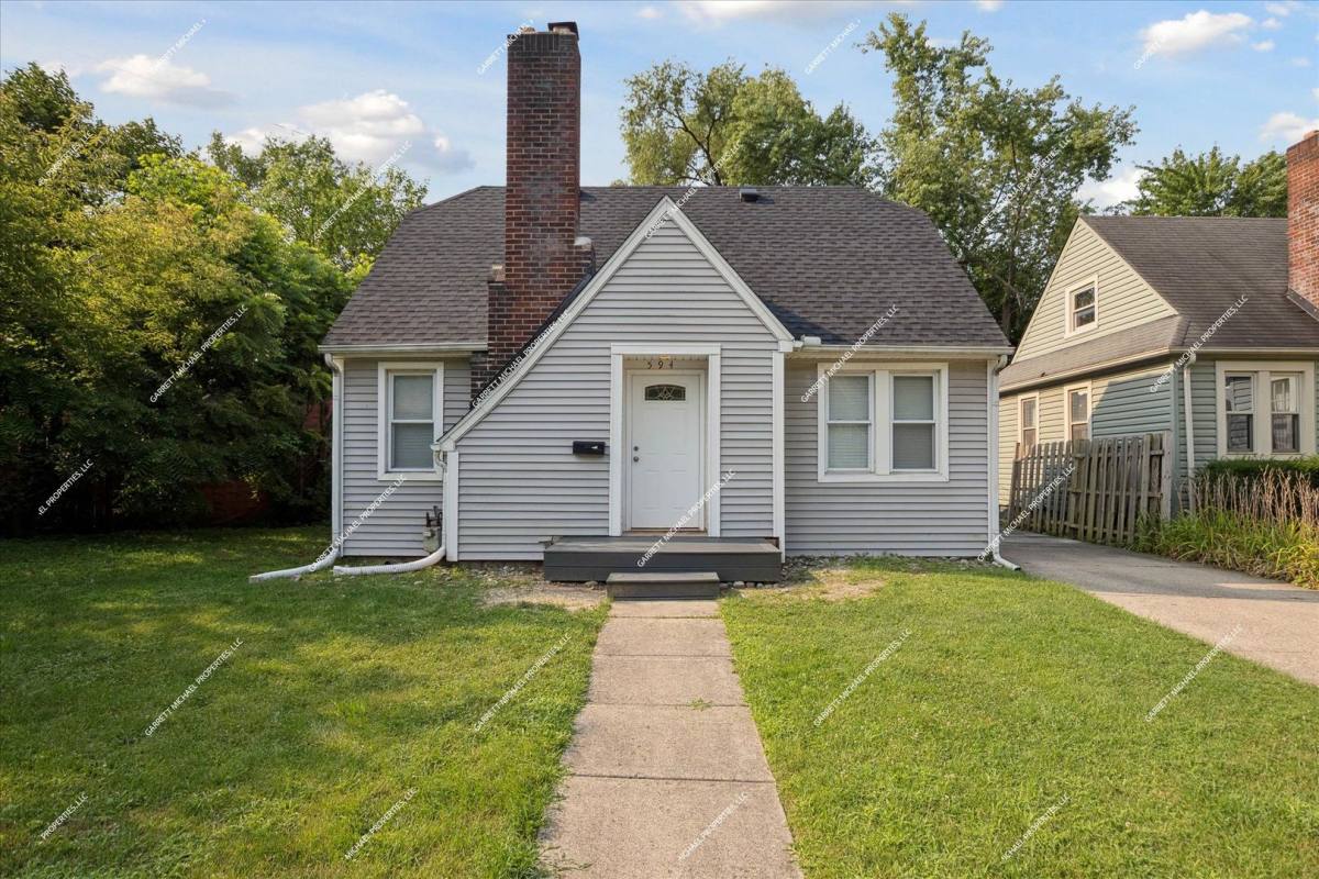 House for rent at 594 Lowell St, Pontiac, MI 48340