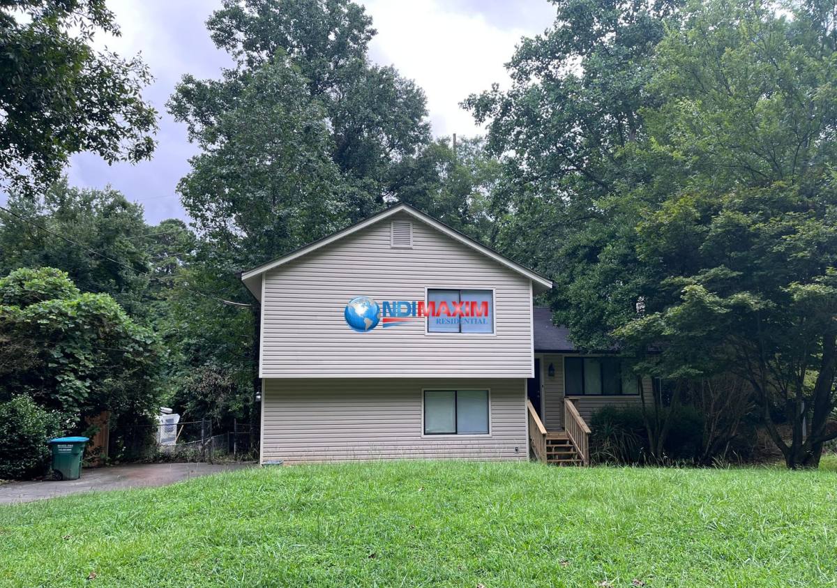 House for rent at 4717 Greenway Rd, Norcross, GA 30071