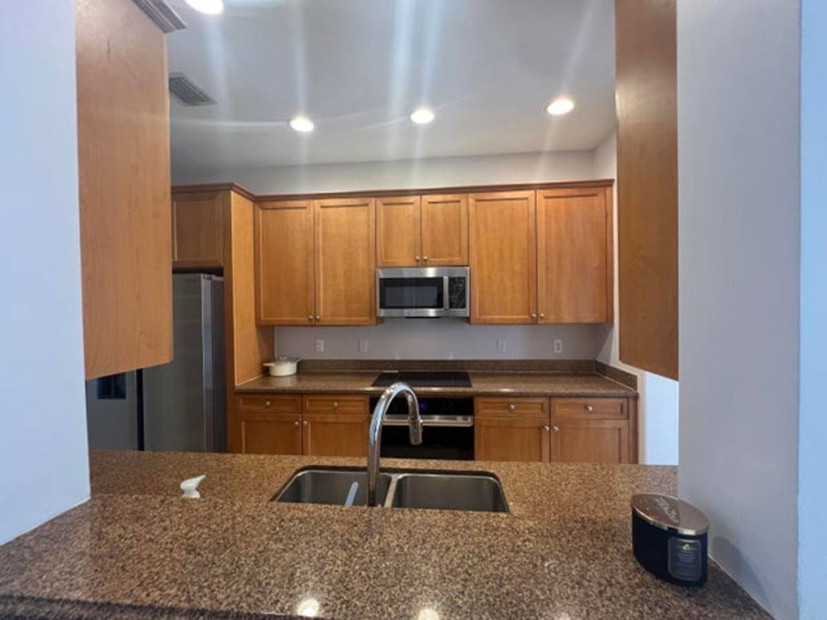 Townhouse for rent at 8657 Blaze Court, Fort Lauderdale, FL 33328