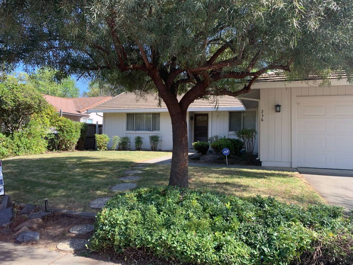 Apartment for rent at 236 Cheyenne Dr, Vacaville, CA 95688