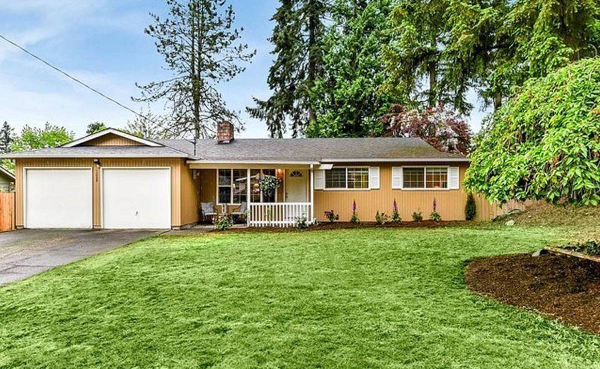 House for rent at 1228 168th Ave NE, Bellevue, WA 98008