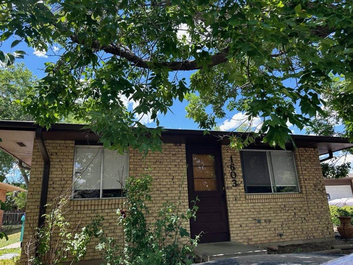 Apartment for rent at 1601-1603 Azalea Dr, Fort Collins, CO 80526