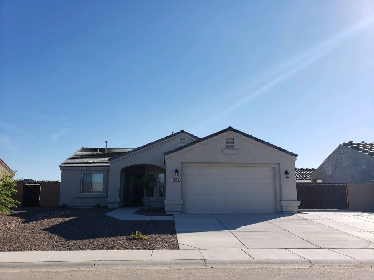 House for rent at 10225 E 39th Place, Yuma, AZ 85367