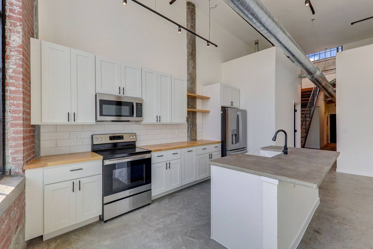Apartment for rent at 2327 Texas Ave, Saint Louis, MO 63104