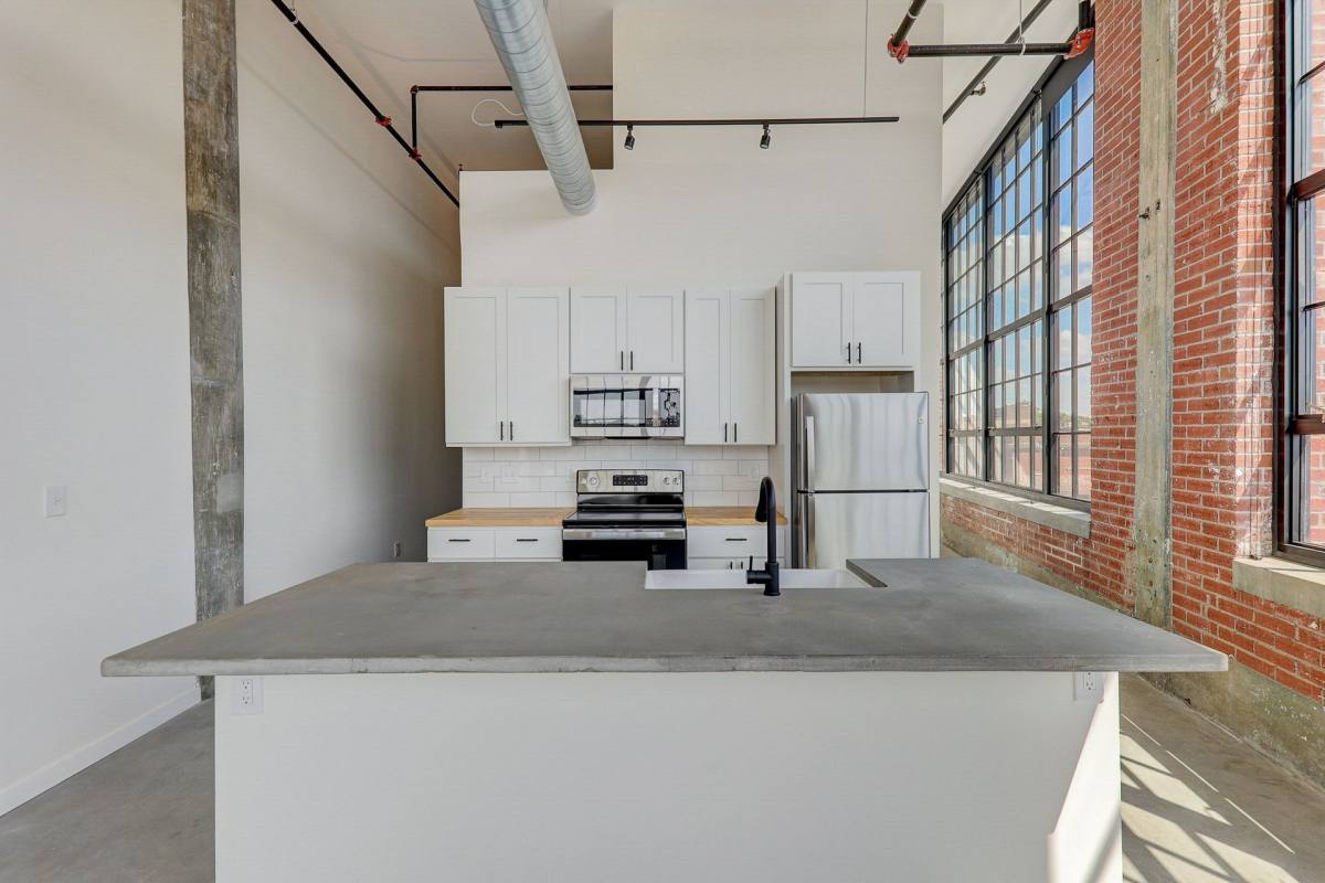 Apartment for rent at 2327 Texas Ave, Saint Louis, MO 63104