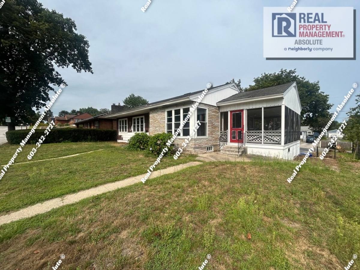 House for rent at 345 Youville St, Manchester, NH 03102