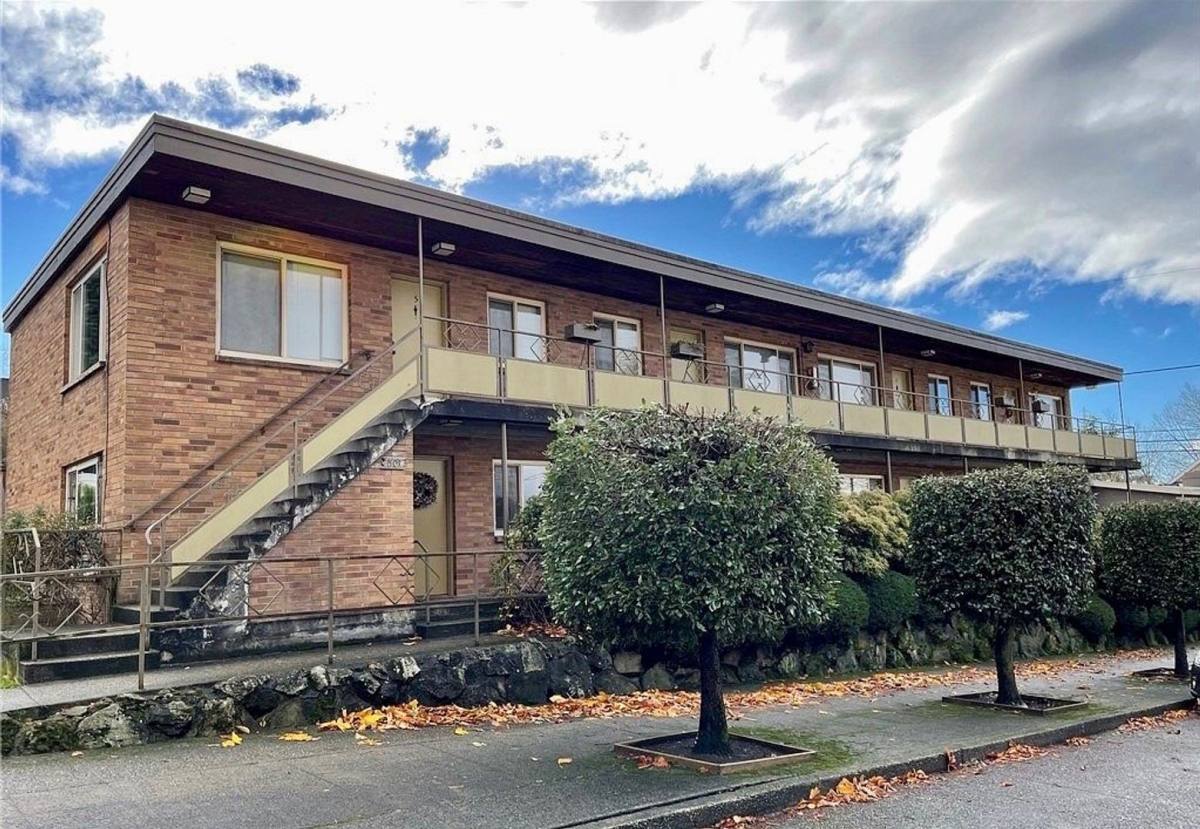 Apartment for rent at 801 W McGraw St, Seattle, WA 98119