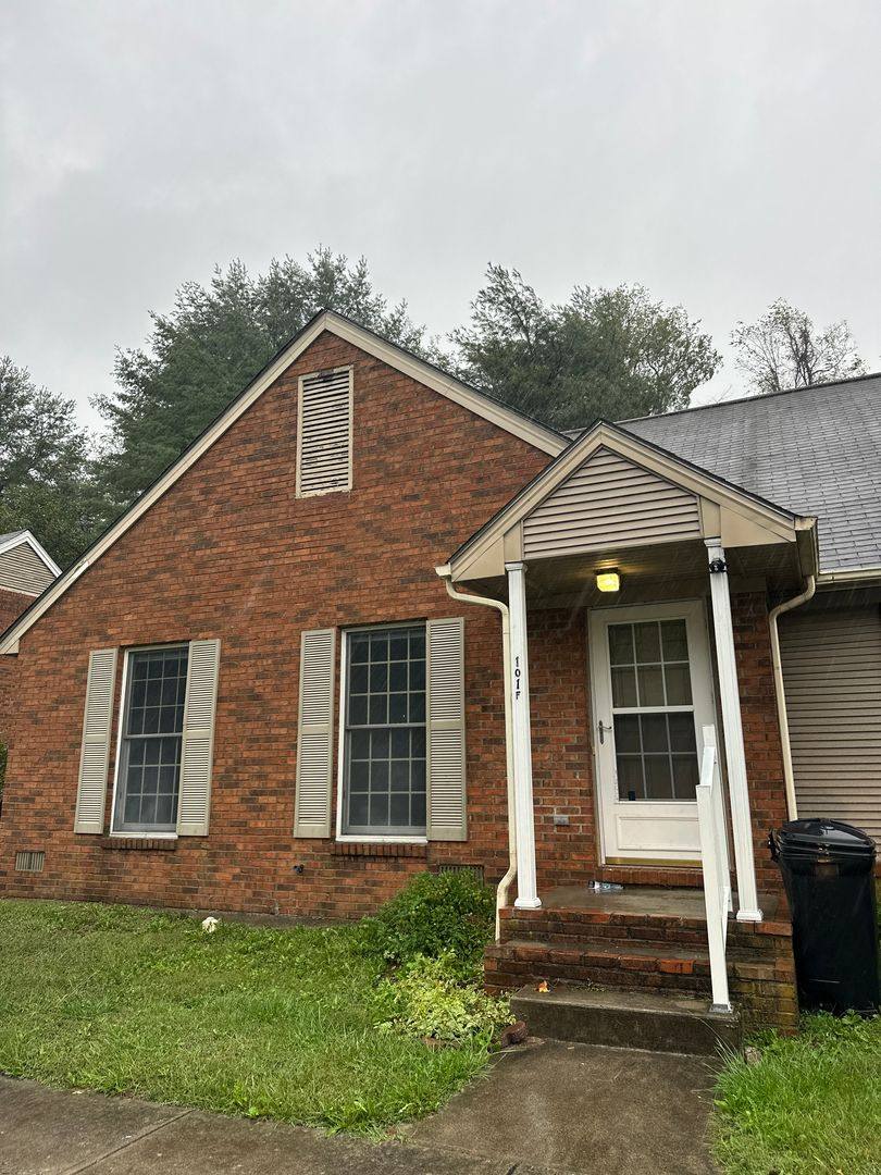 Townhouse for rent at 101 F Lovely Mount Dr, Radford, VA 24141