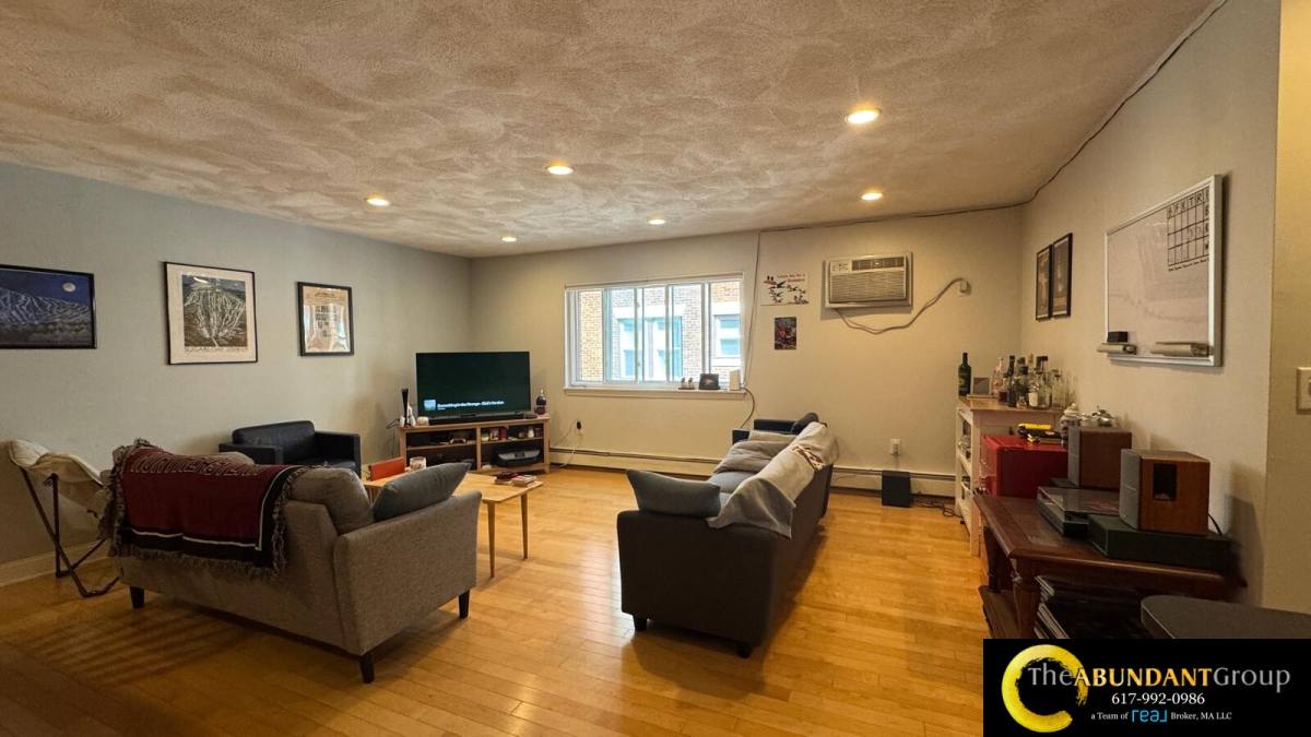 Apartment for rent at 115 Highland Ave #14, Somerville, MA 02143