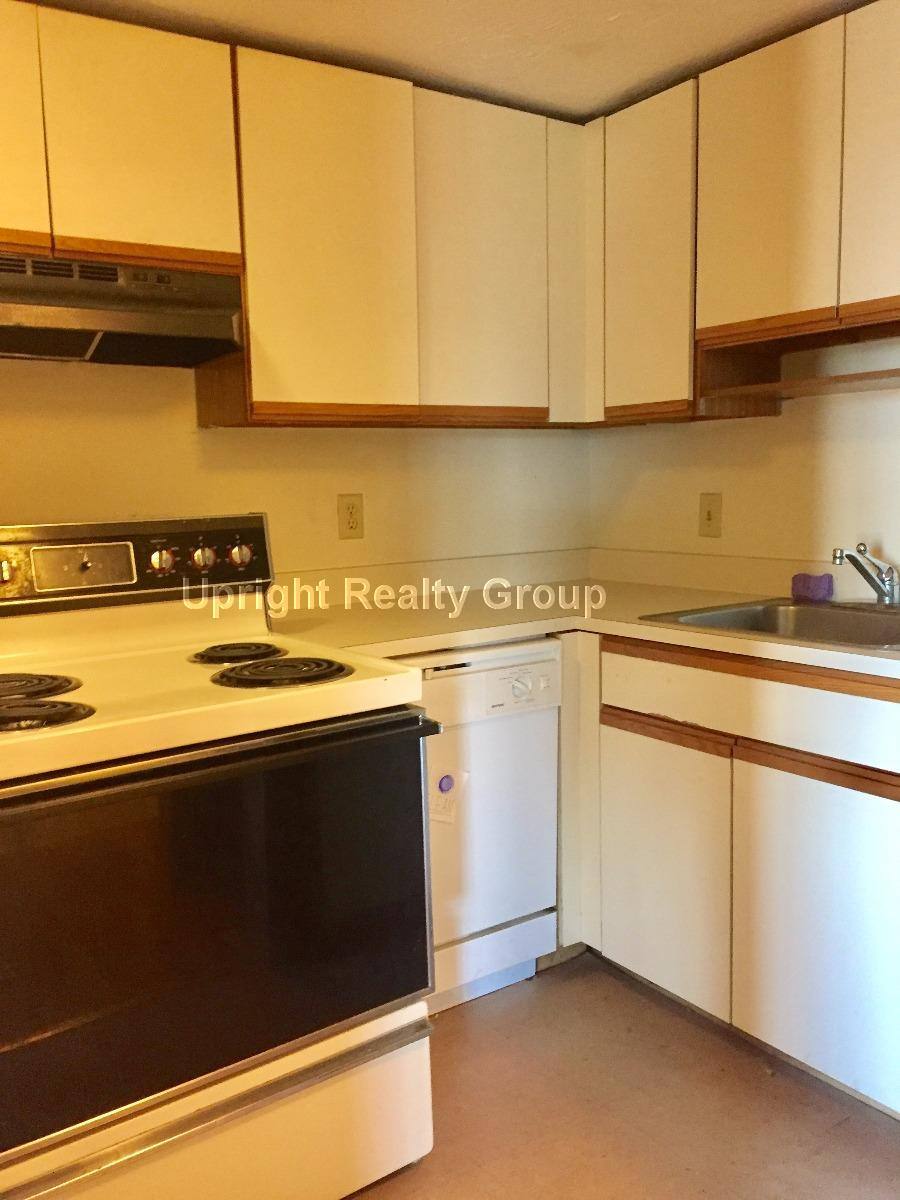 Apartment for rent at 100 Bemis Rd #3, Fitchburg, MA 01420