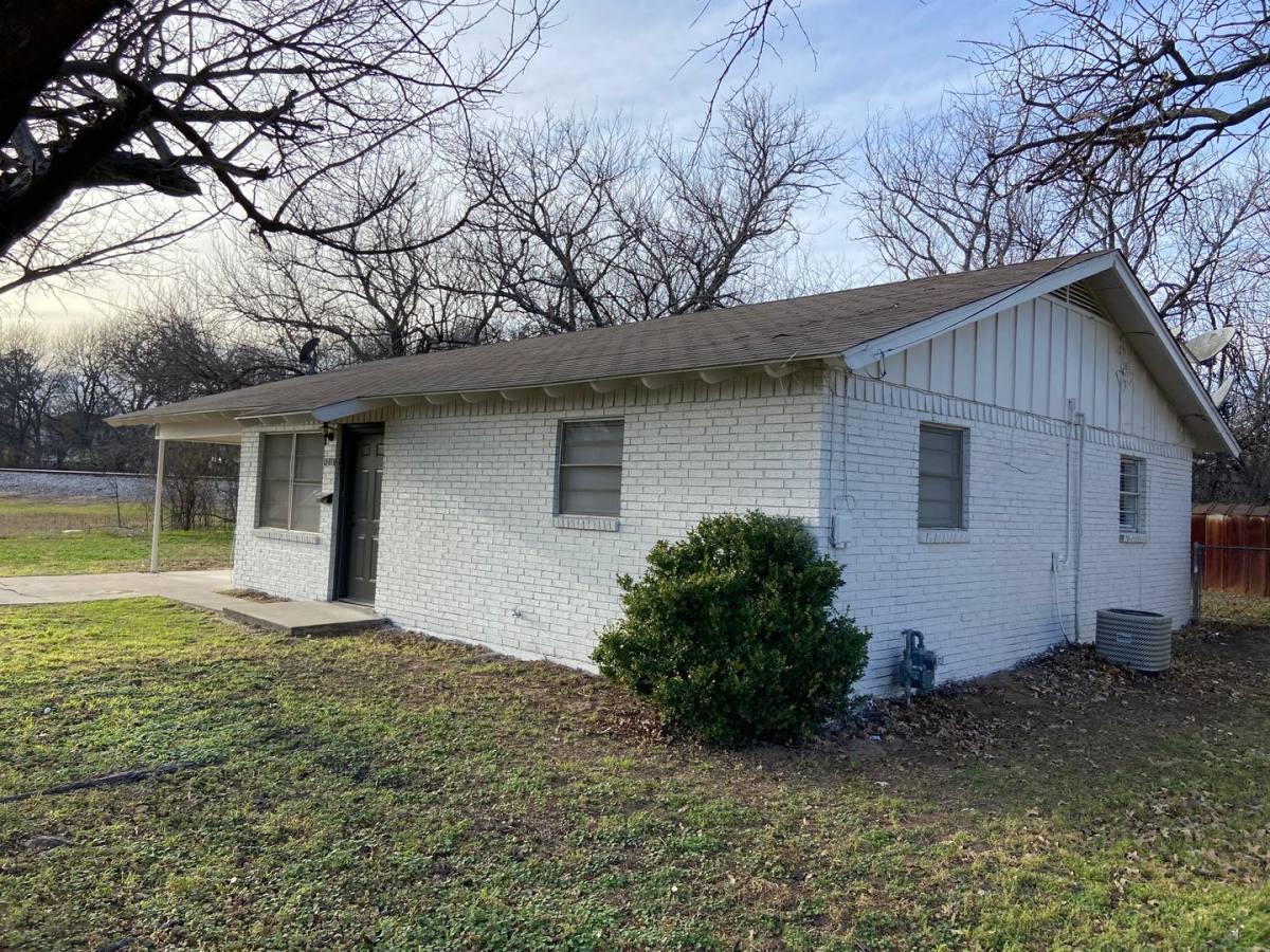 House for rent at 1211 W Long, Stephenville, TX 76401