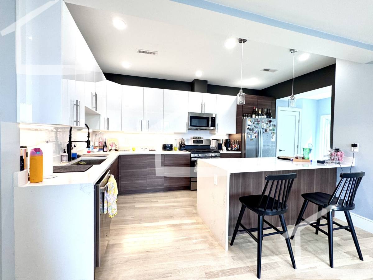 Apartment for rent at 9 University Rd #3, Brookline, MA 02445
