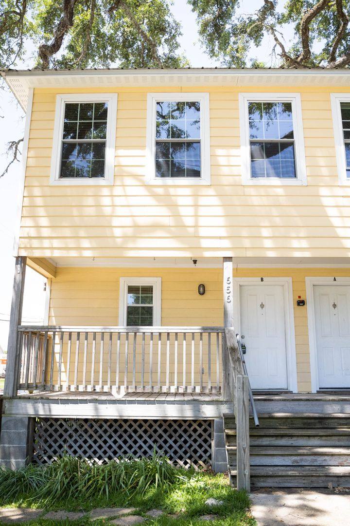 Apartment for rent at 656 A Water St, Biloxi, MS 39530