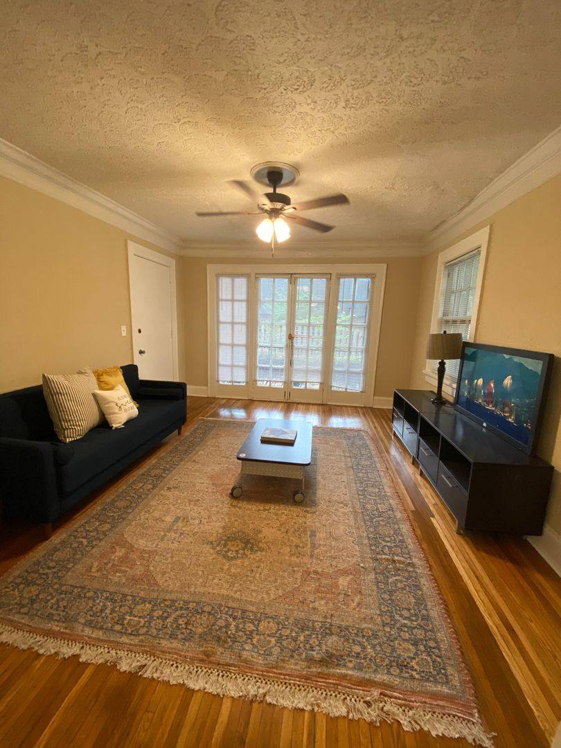 Apartment for rent at 934 Ponce De Leon Avenue, NE, Atlanta, GA 30306