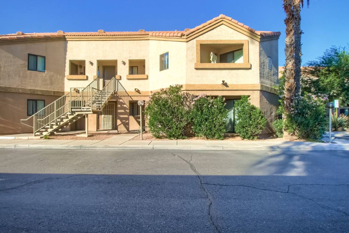 Condo for rent at 1287 N Alma School Rd #130, Chandler, AZ 85224