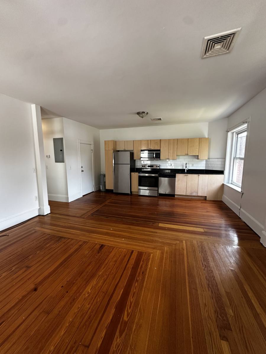 Apartment for rent at 14 Lyndhurst St #3R, Dorchester Center, MA 02124
