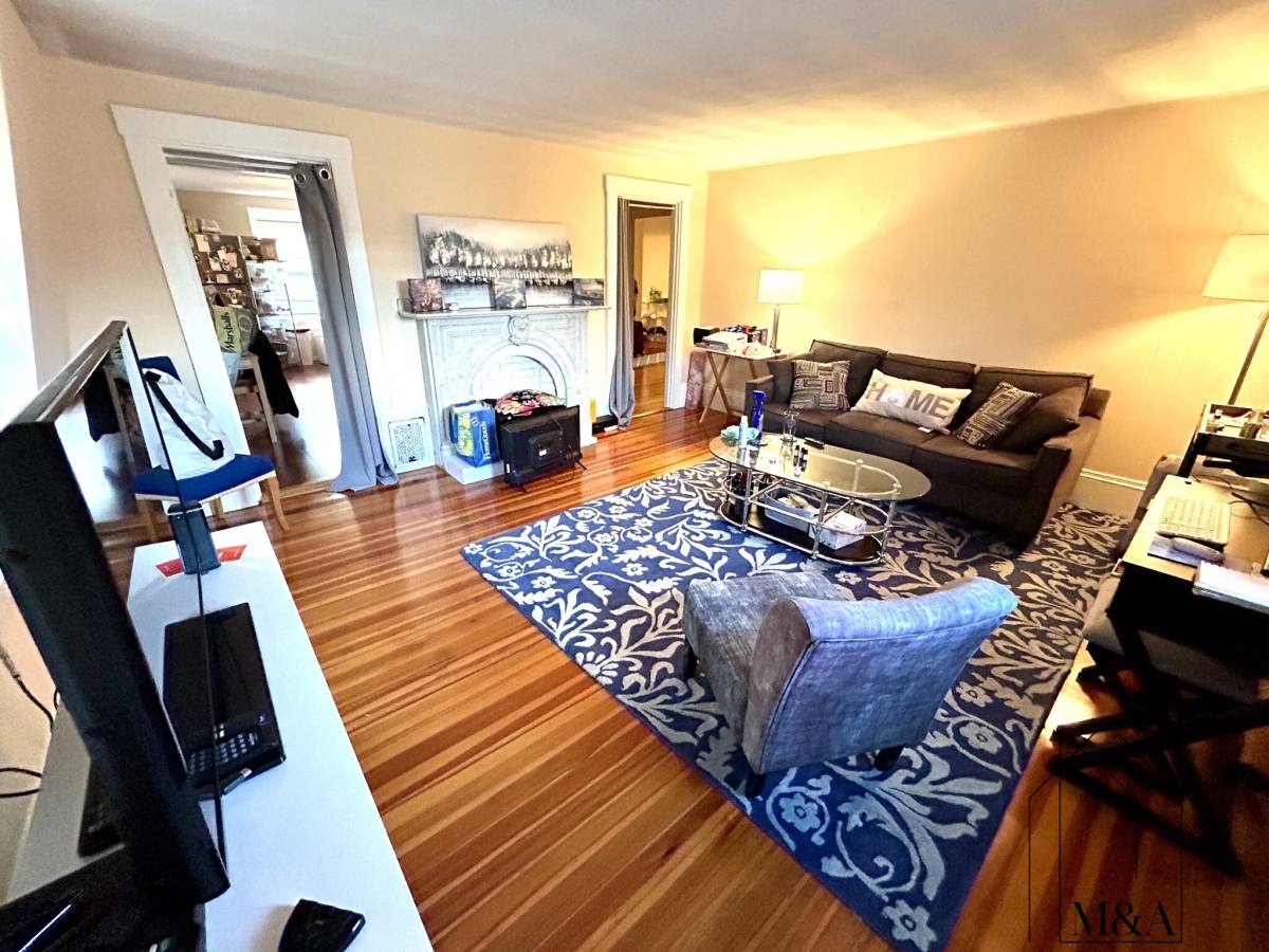 Apartment for rent at 41 Mount Vernon St #3, Somerville, MA 02145