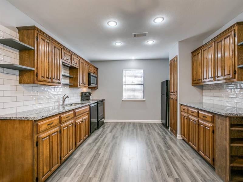 House for rent at 1504 Ridge Court, Midlothian, TX 76065