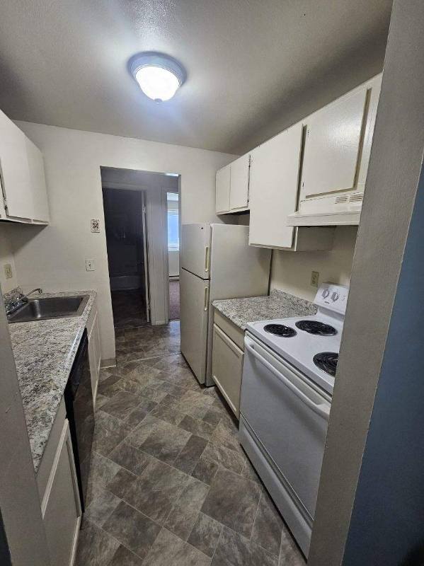 Apartment for rent at 4101 Pine Hollow Dr, Liverpool, NY 13090