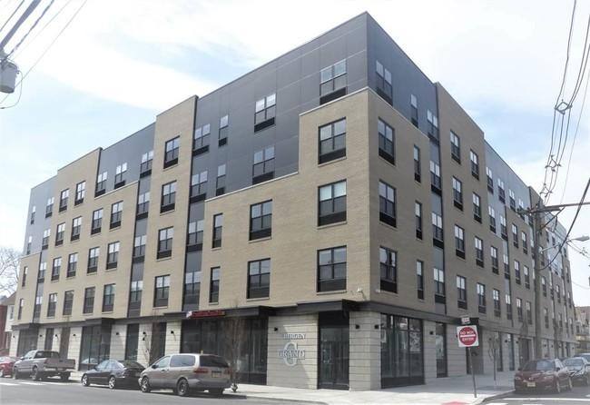 Apartment for rent at 429 Bergen Ave #510, Jersey City, NJ 07304
