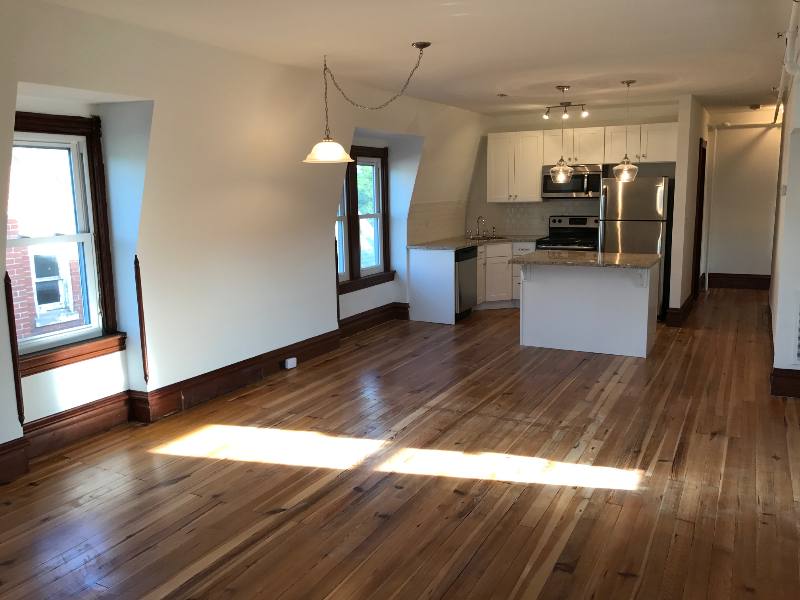 House for rent at 141 W Broad St - 3rd Floor, Reading, PA 19607