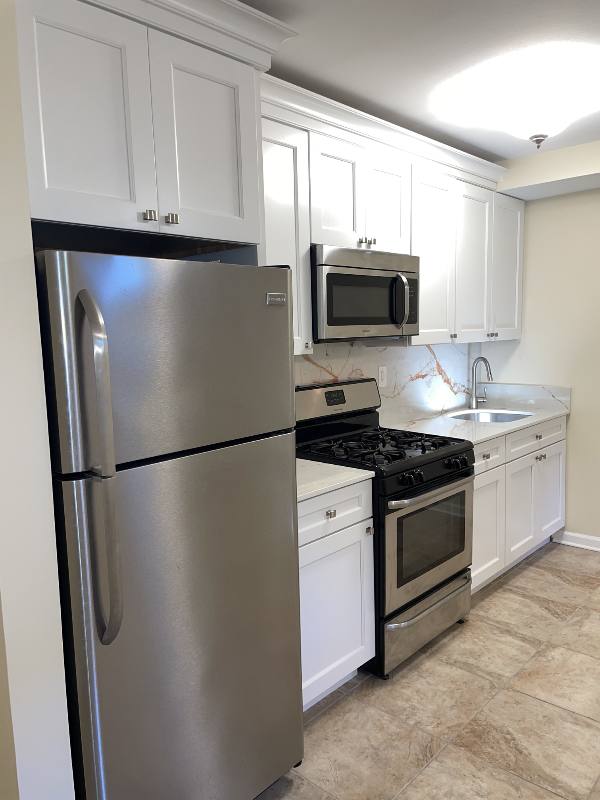 Apartment for rent at 30 Trina Lane, Staten Island, NY 10309
