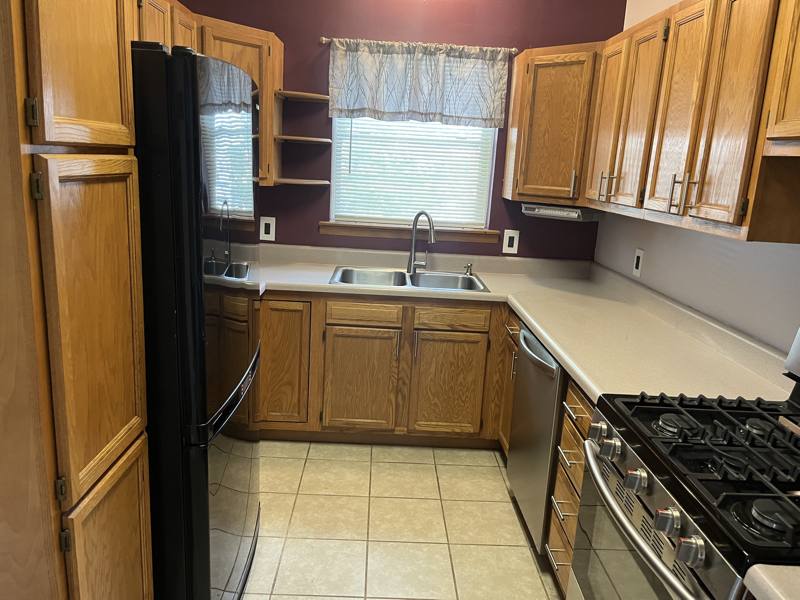 House for rent at 1025 Sawyer Rd, Toledo, OH 43615