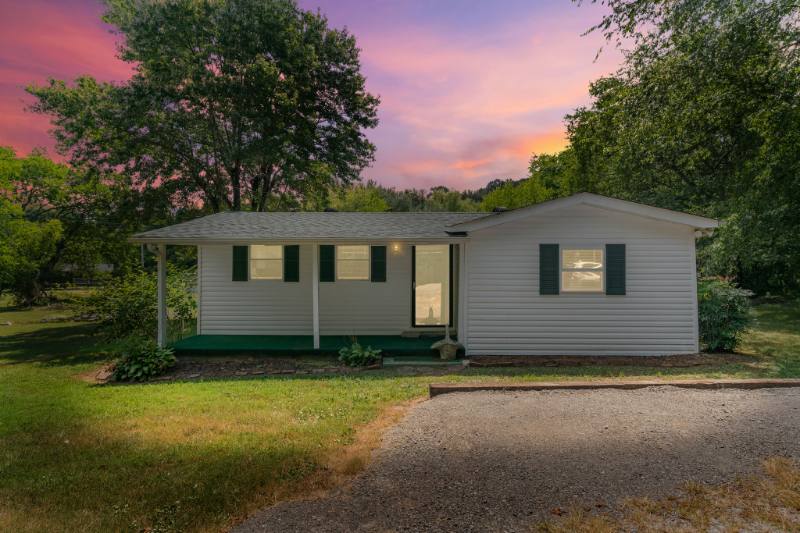House for rent at 11 Beasley Bend Rd, Riddleton, TN 37151